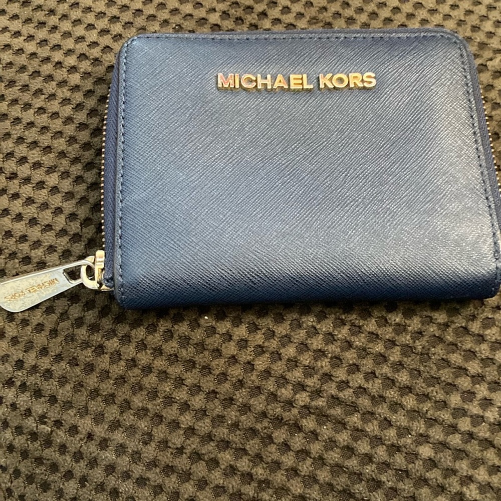 Michael kors wallet